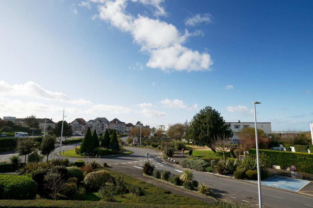 Le Luxe & Votre Vue Mer A Ouistreham Riva Bella Kültér fotó